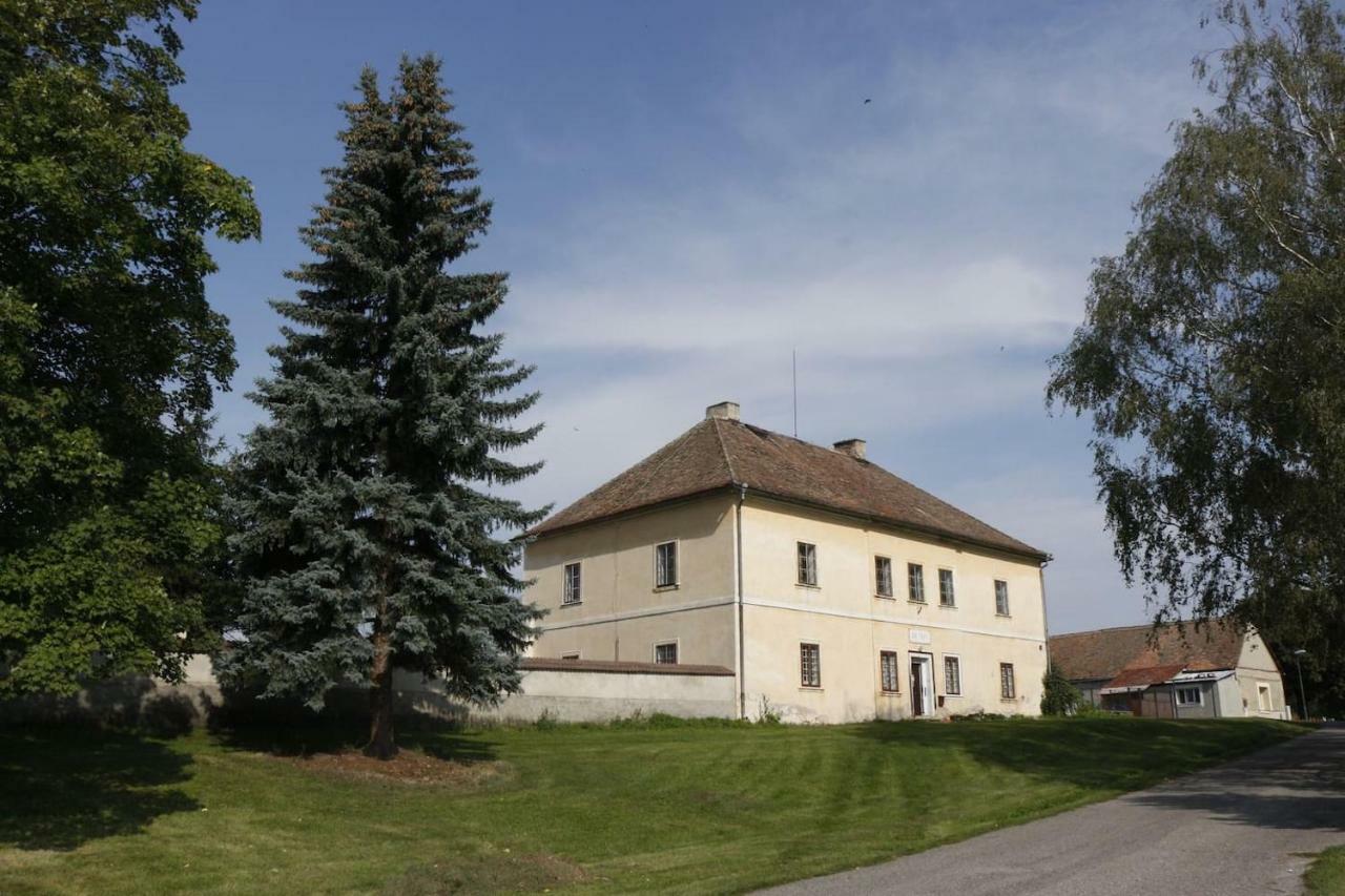 Adela'S Czech Village House Vsejany Eksteriør bilde